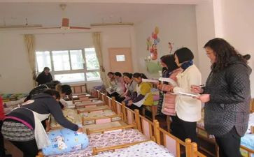 幼儿园小小班保育员个人工作总结6篇