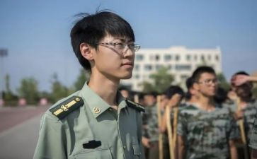 高校辅导员事迹7篇