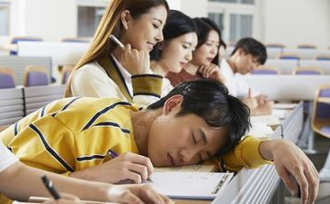 大学自我介绍模板推荐5篇