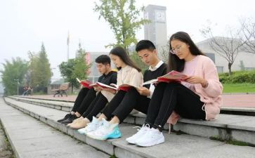 对大一的演讲稿推荐8篇