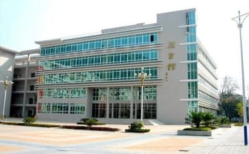 大专毕业登记自我鉴定参考6篇