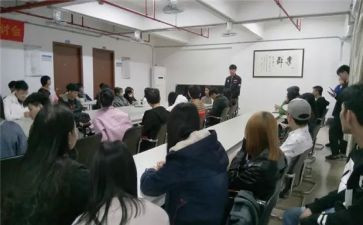 副班长学期工作总结7篇