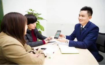 服务员年终总结工作报告7篇