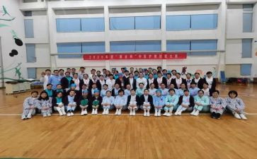 幼儿园老师爱岗敬业演讲稿8篇
