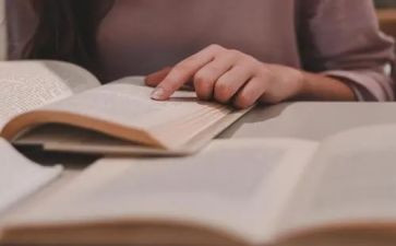 大学生读课外书调查报告6篇