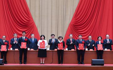 两优一先心得体会5篇