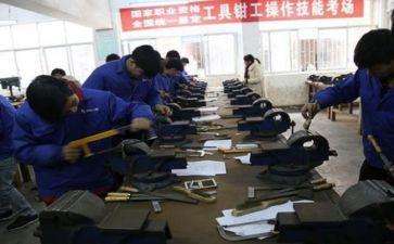 钳工岗工作总结优质6篇