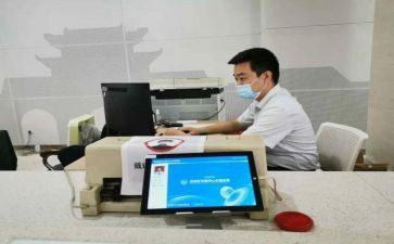初中专业技术人员工作总结6篇