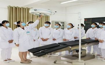 卫校自我鉴定推荐8篇