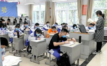 党员在校思想汇报8篇